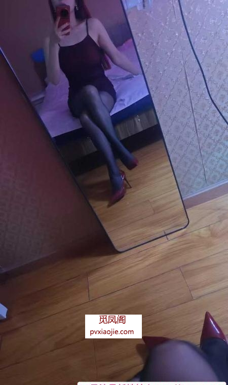 铁机路兰兰小姐姐